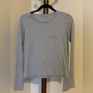 Everlane Organic Cotton Long Sleeve Pocket Tee - Size XXS - Heather Grey